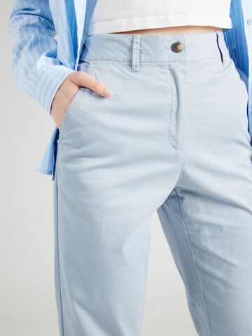 Regular Pantaloni eleganți de la GANT pe albastru