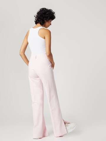 florence by mills exclusive for ABOUT YOU Bootcut Broek 'Tela' in Roze