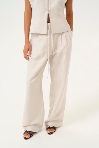 KAREN BY SIMONSEN Regular Broek 'Via' in Beige: voorkant