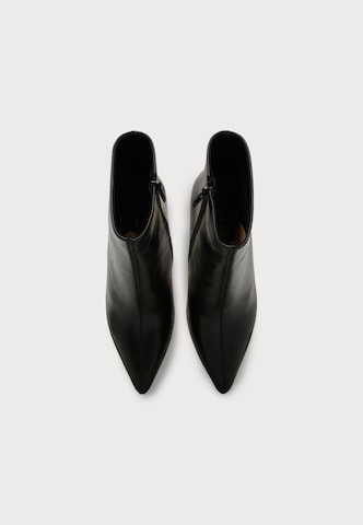 BUFFALO Ankle boots 'SIENNA' σε μαύρο
