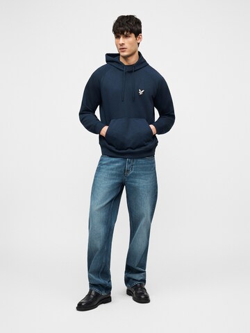 Lyle & Scott - Sudadera 'Chenile' en azul