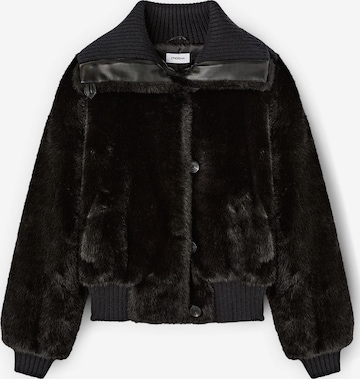 Manteau d’hiver MOTIVI en noir : devant