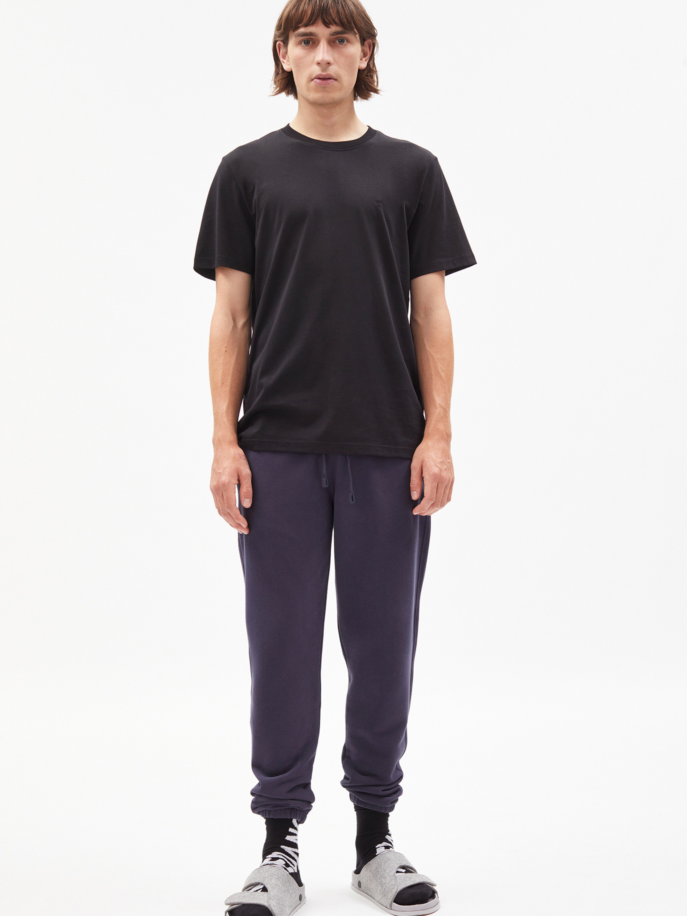 Männer Shirts ARMEDANGELS T-Shirt 'Aado' in Schwarz - KW44984 Männer Shirts ARMEDANGELS T-Shirt 'Aado' in Schwarz - KW44984