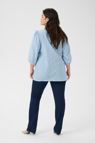 KAFFE CURVE Bluse 'Vitana' i blå