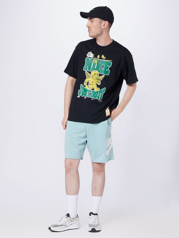 Nike Sportswear Loosefit Shorts 'Club Alumini' in Blau