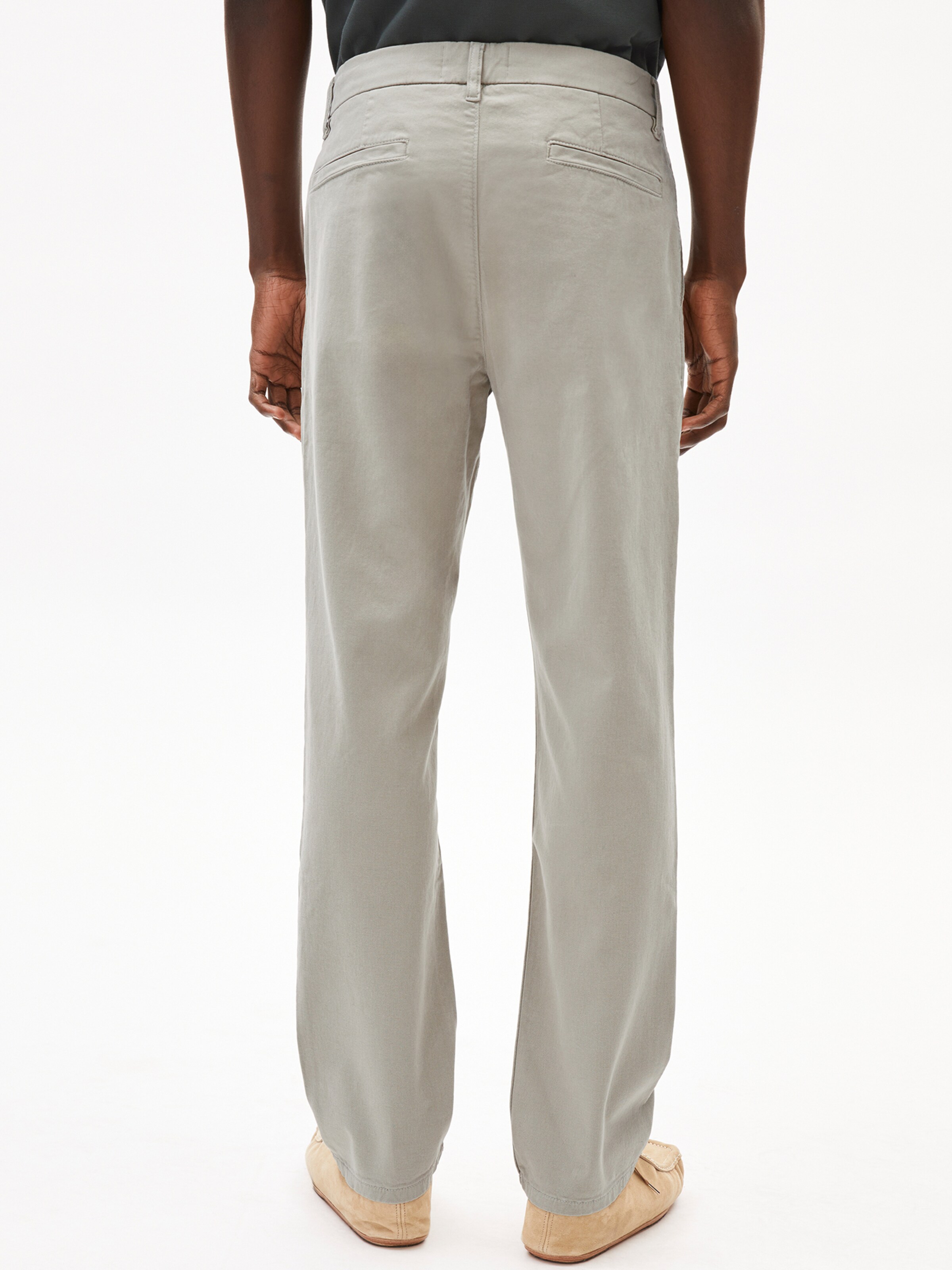 ARMEDANGELS Regular Hose 'AASTER' in Grün