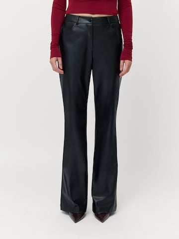 LeGer by Lena Gercke - Flared Calças 'Emmy' em preto: frente