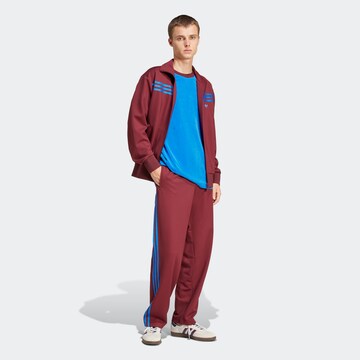 ADIDAS ORIGINALS Loosefit Hose in Rot