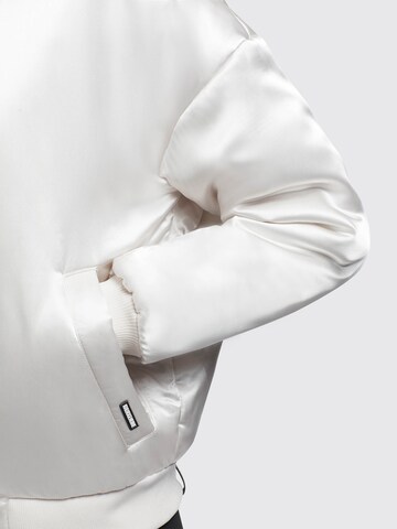 Veste mi-saison ' ADONE ' khujo en blanc
