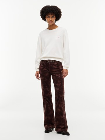 balta Tommy Jeans Megztinis 'ESSENTIAL': priekis
