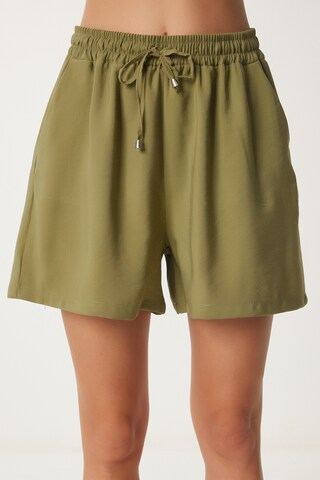 Happiness İstanbul Loosefit Bukser i grøn