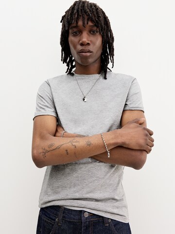 T-Shirt Pull&Bear en gris