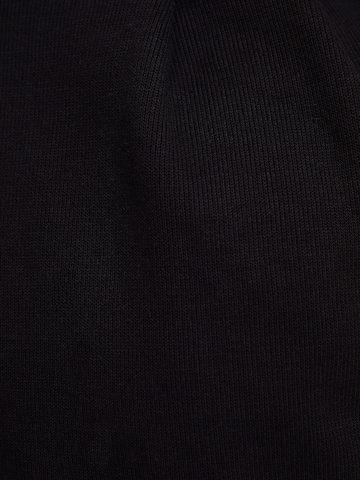 Bershka Normální Kalhoty – černá