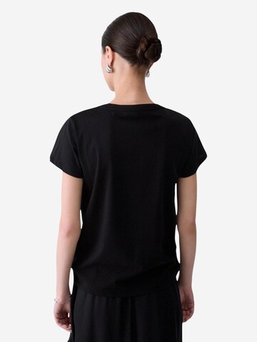 Maglietta 'BASIC T-SHIRT TF6283 JS923' di Liu Jo in nero