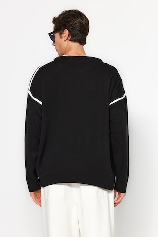 Trendyol - Pullover em preto