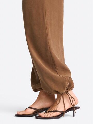 Regular Pantalon Rich & Royal en marron