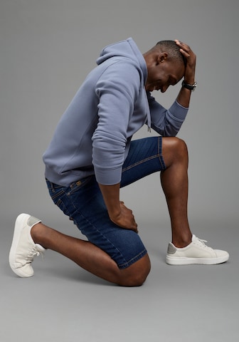 DELMAO Regular Jeans in Blue