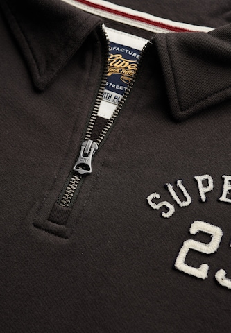 Sweat-shirt 'Athletic Essentials' Superdry en noir