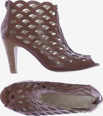 GERRY WEBER Sandals & High-Heeled Sandals in 40 in Brown: front