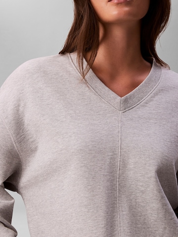 Calvin Klein Jeans - Sudadera en gris