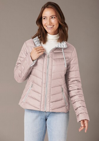 JUNGE Between-Season Jacket in Pink: front