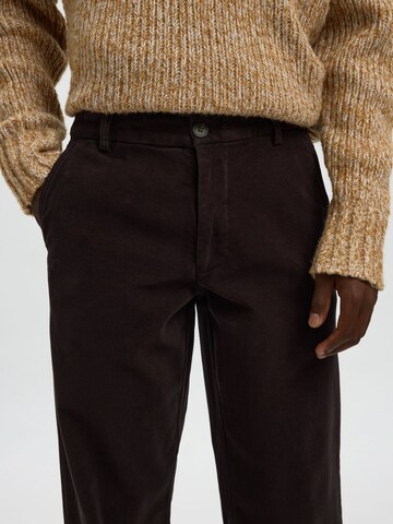 SELECTED Regular Chino trousers in Brown