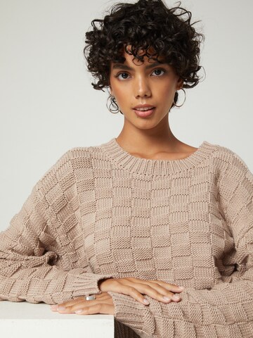 Pullover 'Doro' di A LOT LESS in beige