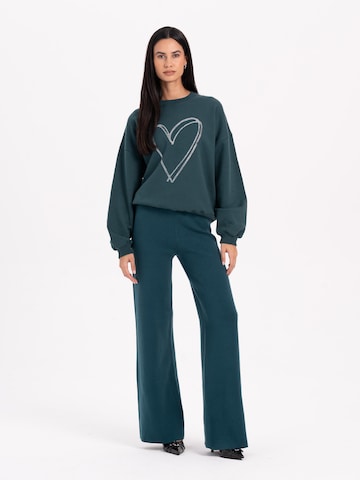 Sweat-shirt MYLAVIE by Sarah Harrison en vert