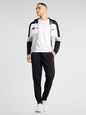 Champion Authentic Athletic Apparel Функционална тениска 'Athleisure Legacy' в бяло