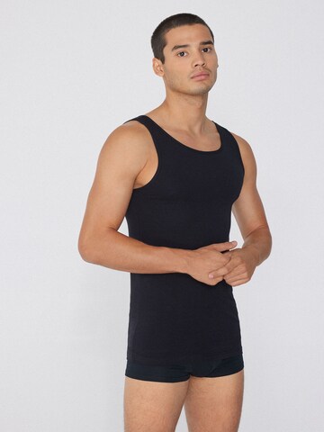 Tezenis Undershirt in Black