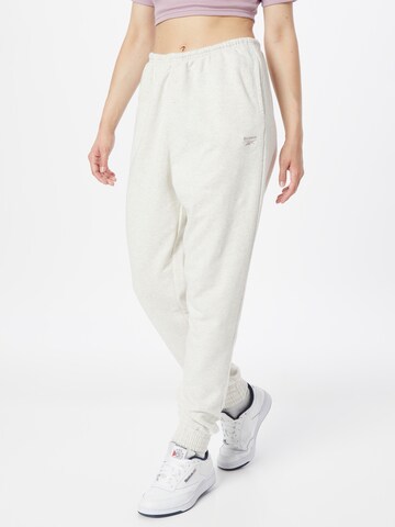 Tapered Pantaloni di Reebok in bianco: frontale