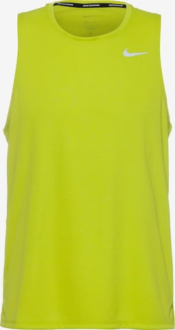 NIKE Performance Shirt 'Miler' in Green: front