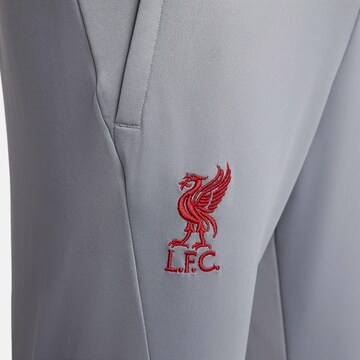 Effilé Pantalon de sport 'Liverpool' NIKE en gris