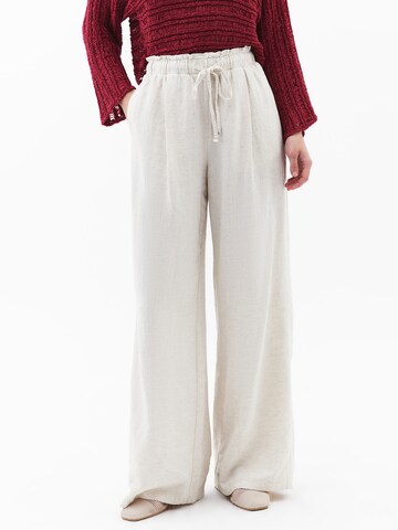 OXXO Wide leg Pants in Beige: front