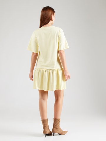 Robe 'PCJamie' PIECES en jaune