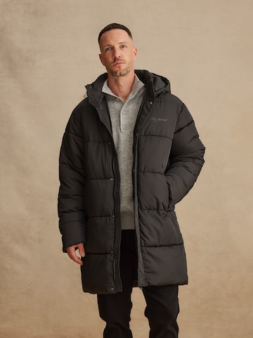 DAN FOX APPAREL Χειμερινό παλτό 'Alessio' σε μαύρο: μπροστά