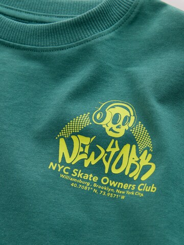 T-Shirt Next en vert