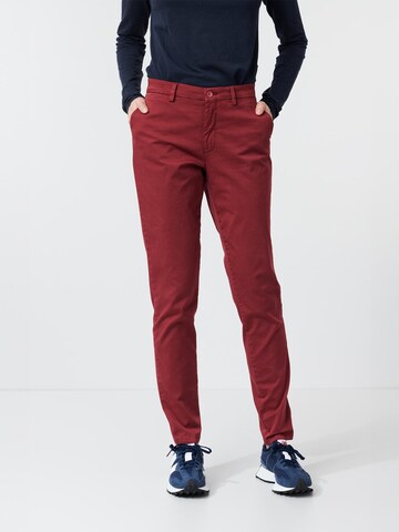 W. Wegener Slim fit Chino Pants 'Chiva 8500' in Red: front