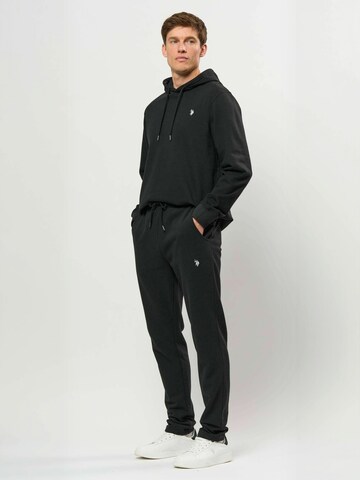 Regular Pantaloni ' UMGeorge ' de la U.S. POLO ASSN. pe negru