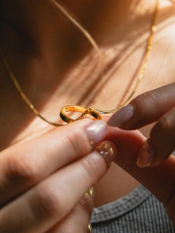 Divasya Necklace 'Good Karma comes back' in Gold