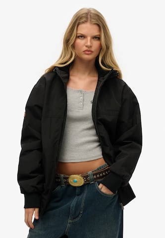 Superdry Tussenjas in Zwart: voorkant