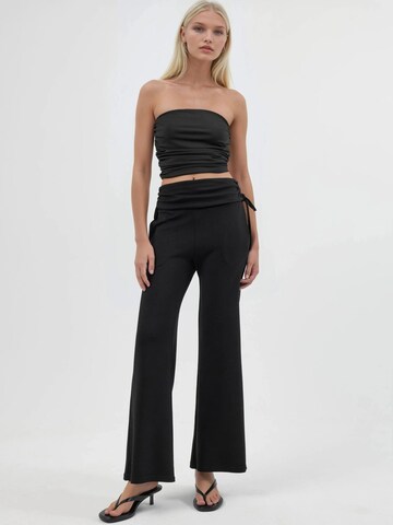 Hiccup - Regular Calças em preto