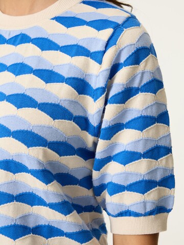 GARCIA Sweater in Blue