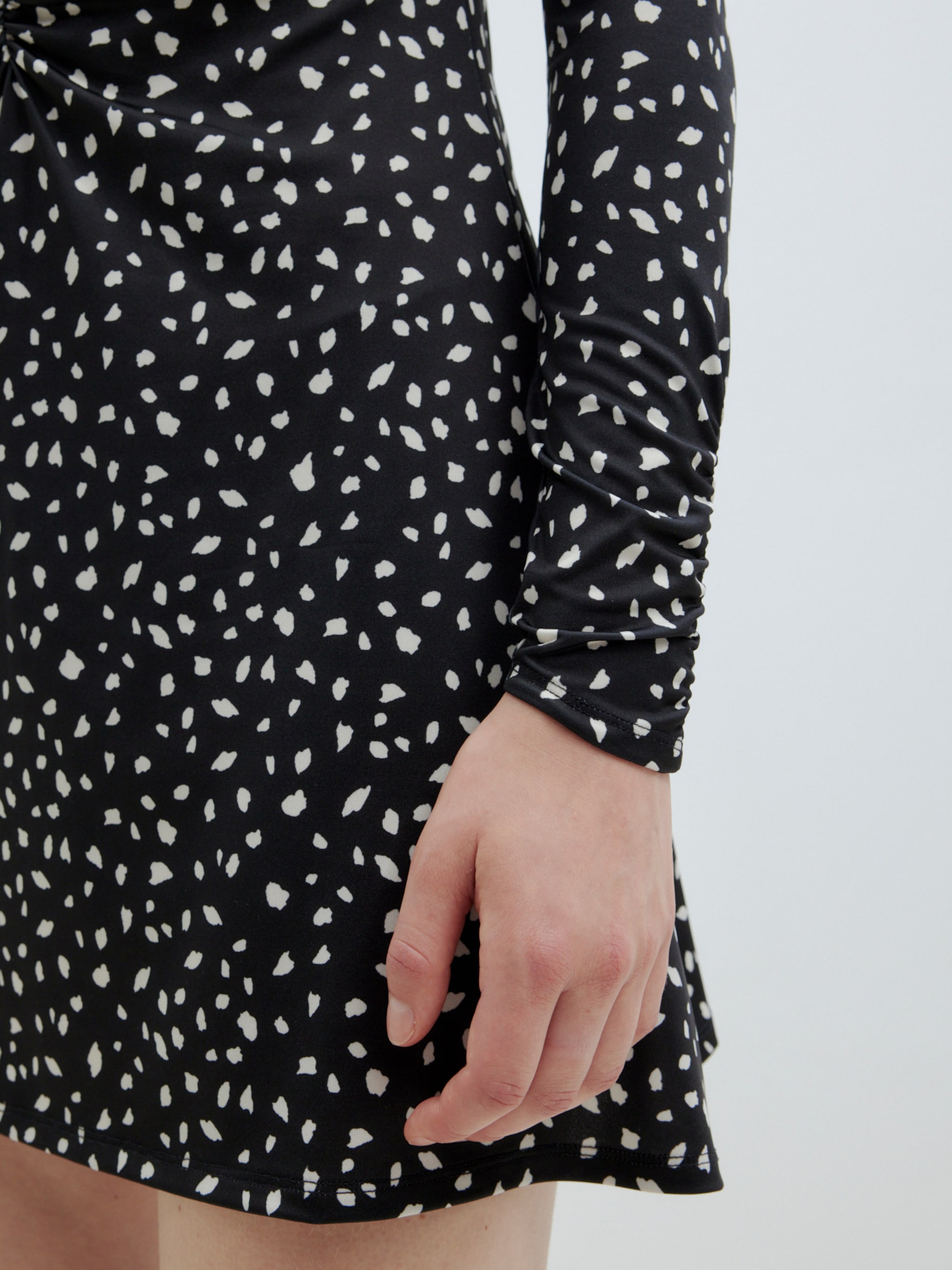 EDITED Produkte Kleid 'Mariele' schwarz