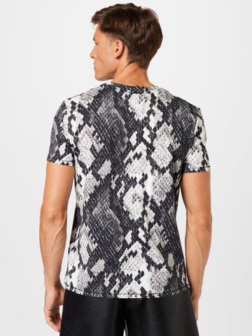 Tricou de la Just Cavalli pe negru