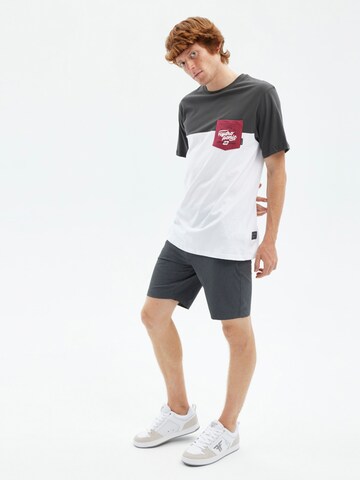 hydroponic - Camiseta 'Hydroponic Always Surf T-Shirt' en Mezcla de colores