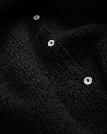 Geacă tricotată de la WE Fashion pe negru