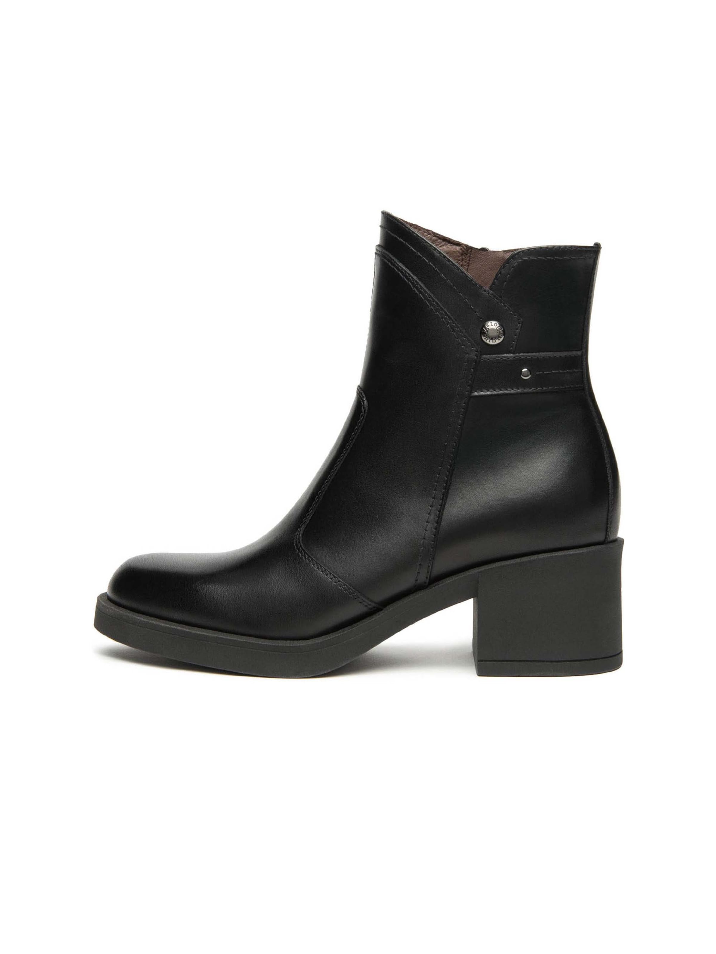 Nero Giardini Stiefelette 'Ronda' in Schwarz: Vorderseite