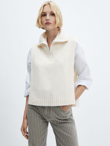 MANGO Sweater in Beige: front