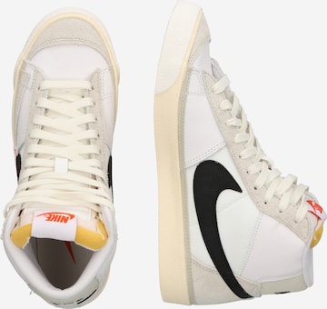 Nike Sportswear Kotníkové tenisky 'Blazer Mid Pro Club' – bílá